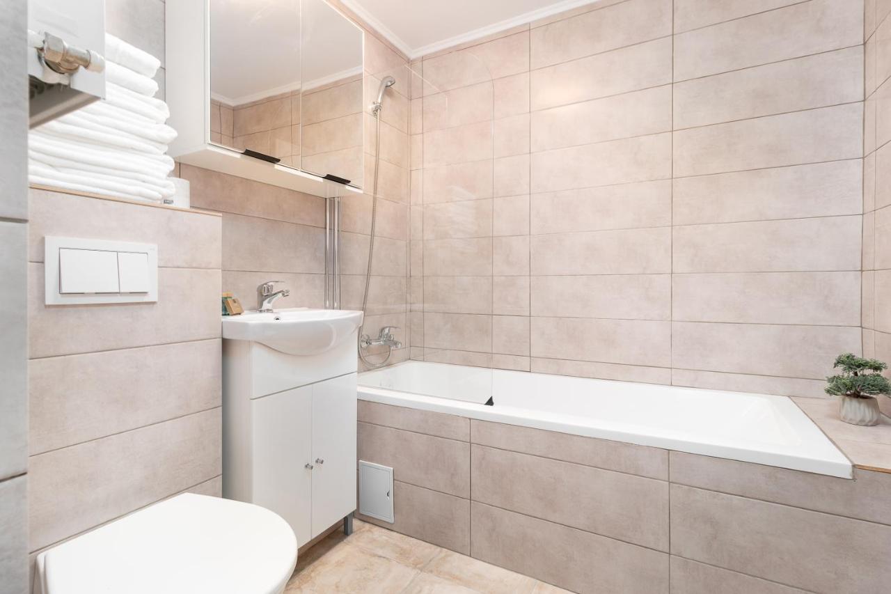 Apartamento Decebal Flat Oradea Exterior foto